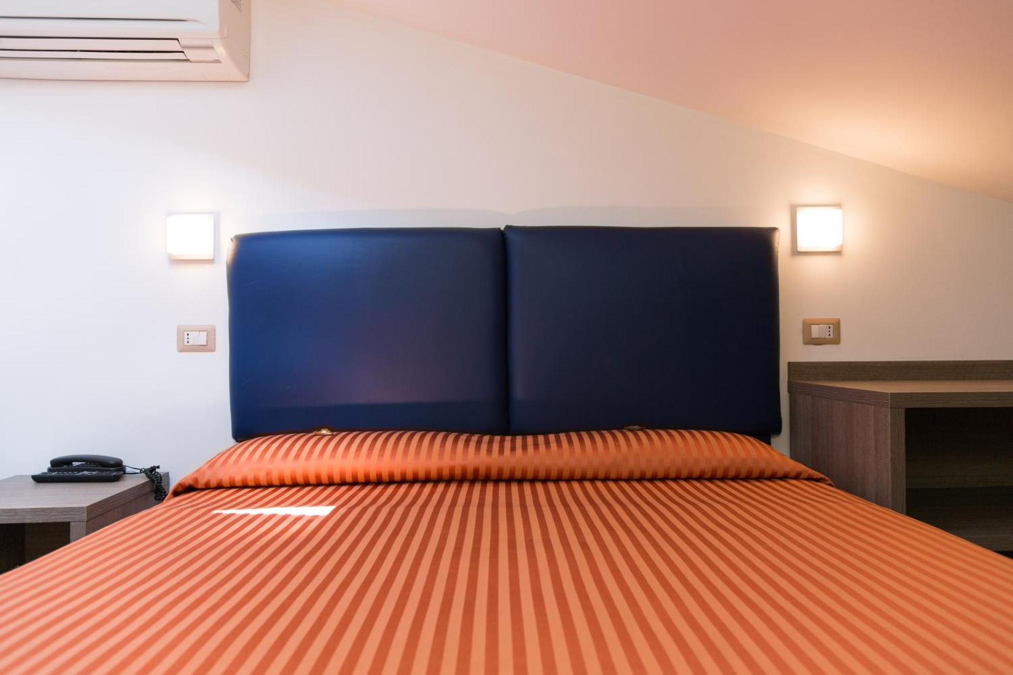 Hotel Miramare Pineto Luaran gambar