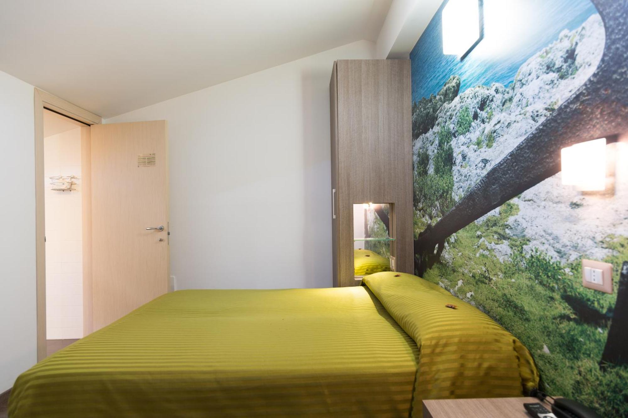 Hotel Miramare Pineto Luaran gambar