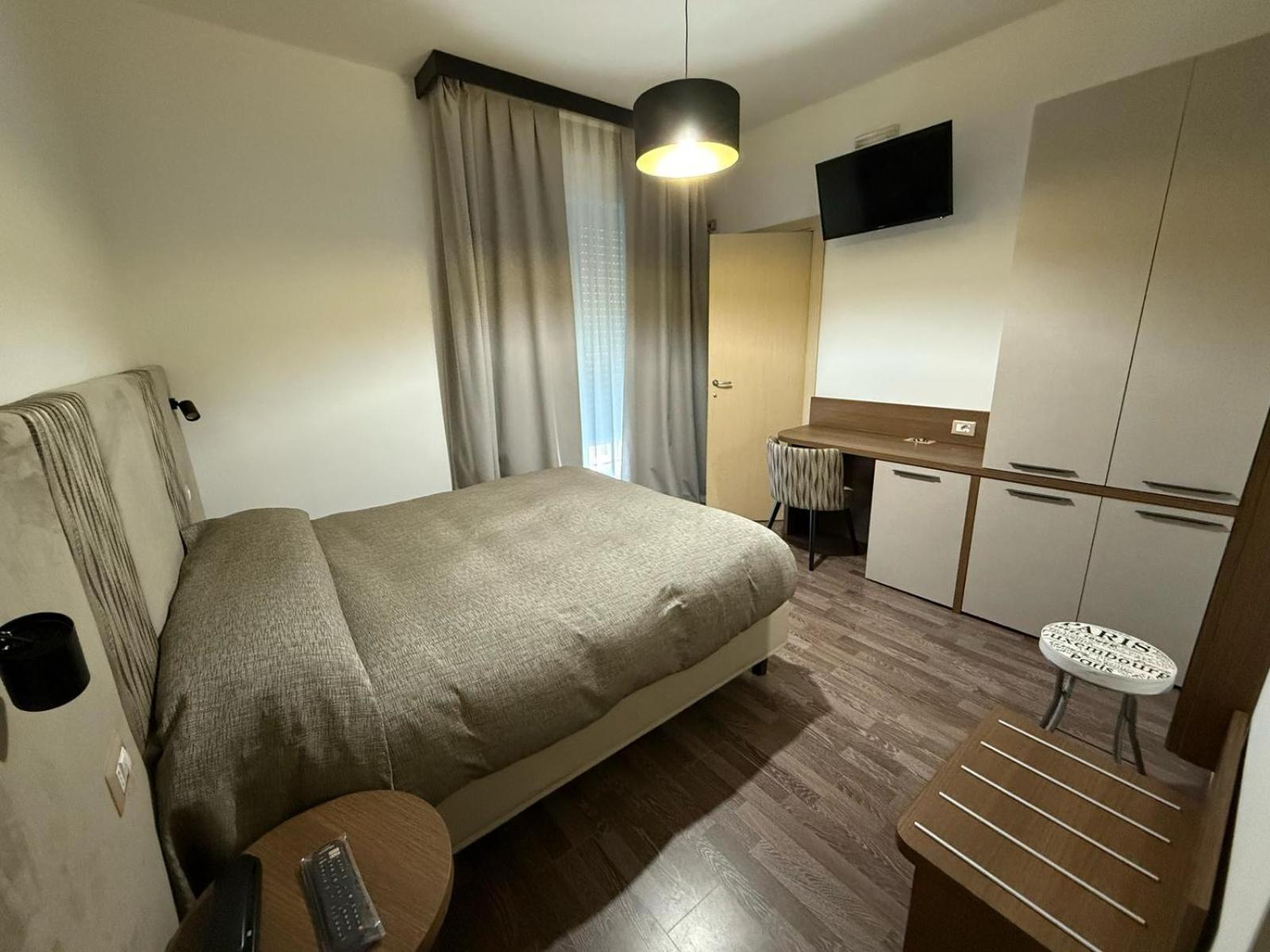 Hotel Miramare Pineto Luaran gambar